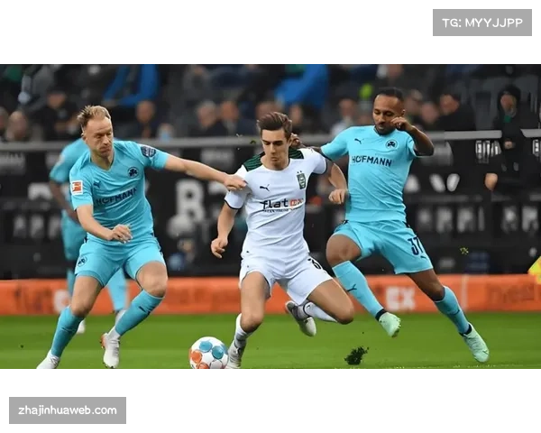 斯图加特小胜奥格斯堡，稳固联赛第三位置